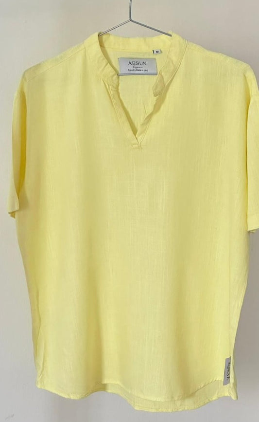 V-neck T-shirt
