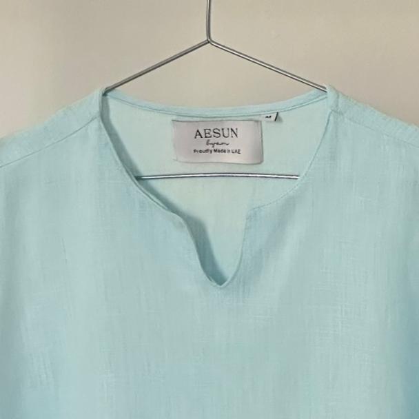v-Neck T-shirt